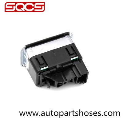 Sostituzione A2049058202 A204 905 del commutatore della finestra 82 02 per Mercedes W204 X204 S204 C190 A207 C207 R172 C197